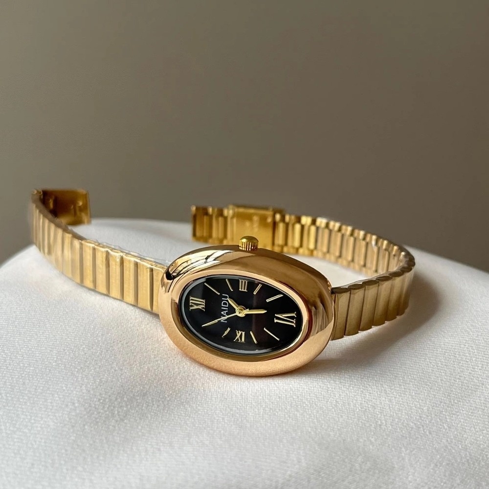 Fashion Women Watch - นาฬิกาข้อมือผู้หญิงทรงรี ดีไซน์เรียบง่ายสวยงาม ระบบควอตซ์ สายสแตนเลส เหมาะสำหรับนักเรียนหญิง