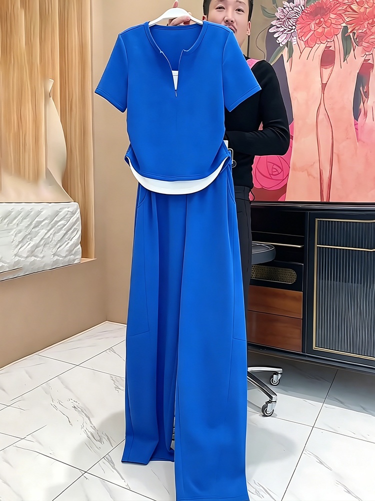 ชุดกีฬาลำลองสีน้ำเงินสำหรับผู้ - Women Fashion Over The Years บทวิจารณ์และราคา
